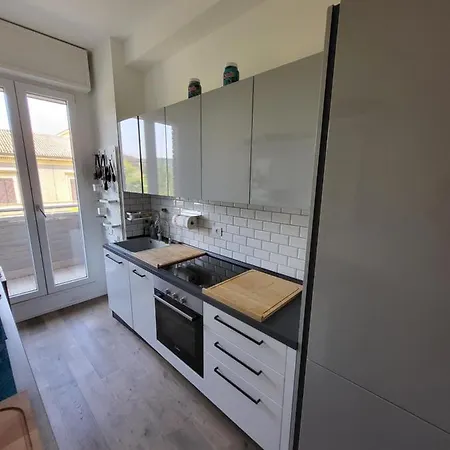 Big Terrace アパート モデナ